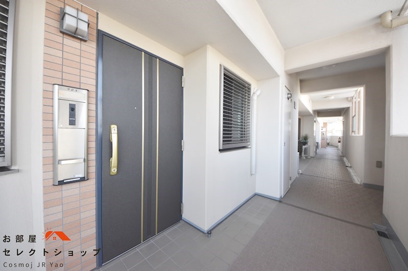 藤和八尾駅前ホームズ(安中町) 玄関