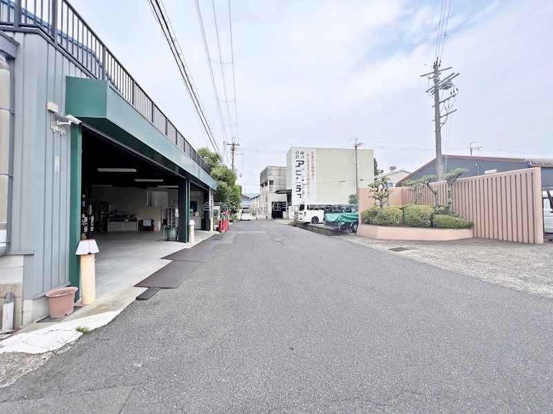 貸工場・倉庫　八尾市 泉町１丁目　広さ延べ約８０坪　府道21号線付近 その他