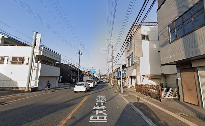 貸店舗・事務所　八尾市 東久宝寺２丁目　広さ約３０坪　学習塾跡　ワンフロア貸し ベランダ