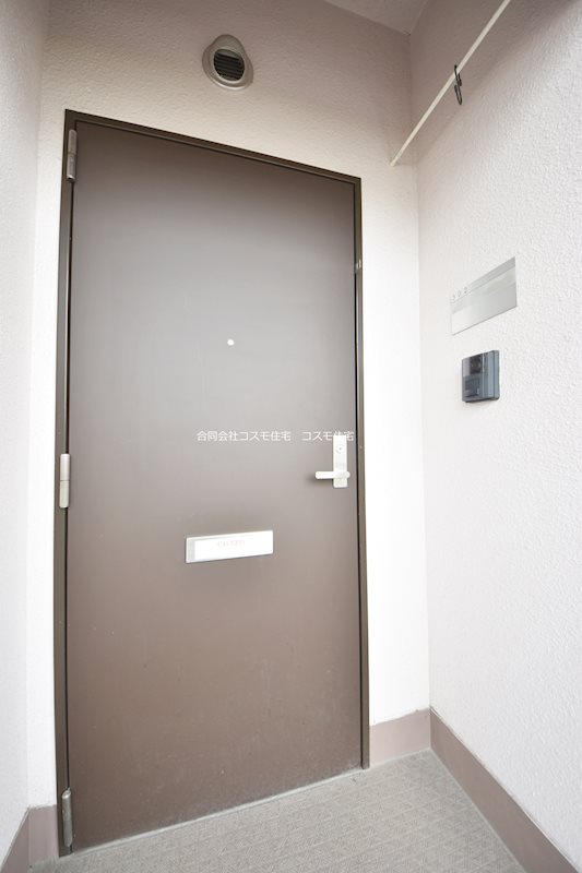 ガーデンフラットカメリア 玄関