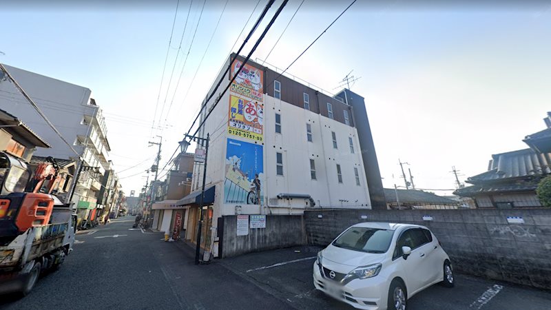 貸店舗・事務所　東大阪市 小若江１丁目　広さ約３３坪　居抜き　センチュリーシティⅡ 玄関