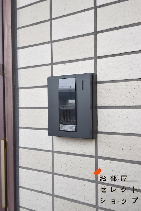 リバーサイド金岡五番館 玄関