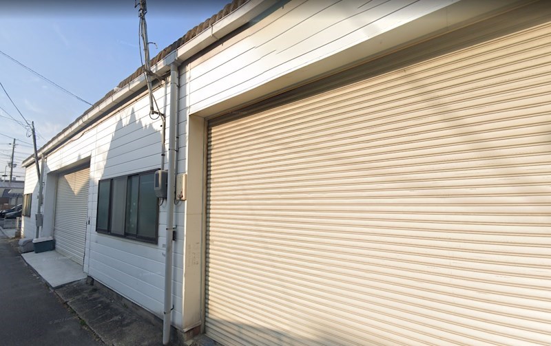 貸倉庫・作業所　八尾市 上尾町５丁目　広さ約１０６坪　工業地域 リビング