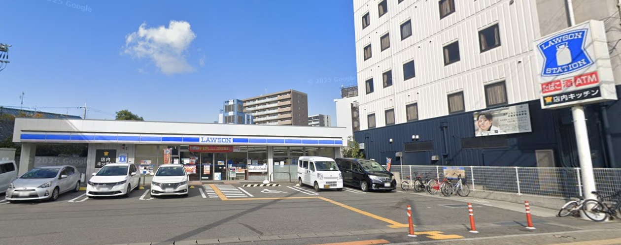 アムール八尾本町 コンビニ