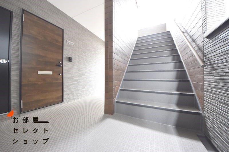 駅前つばきハイツ ロビー