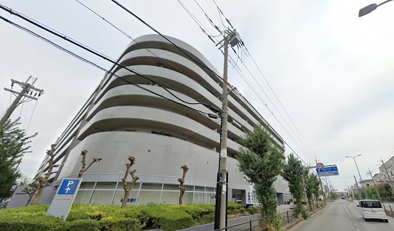 貸店舗・事務所　八尾市 若林町１丁目　広さ約３０坪　※医療関係限定　八尾南前ビル クロスティ壱番館 玄関