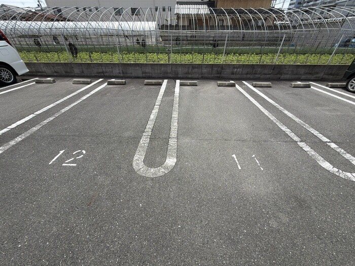 コージーコート法善寺 駐車場