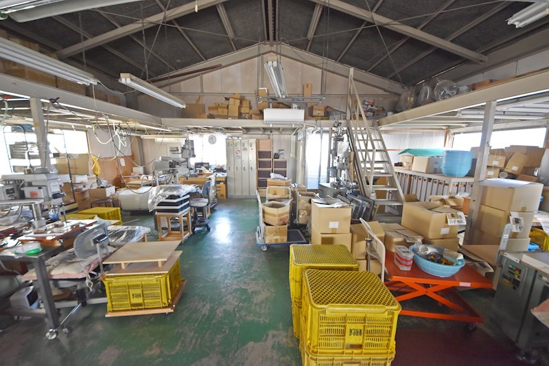 貸倉庫・作業所　八尾市 桂町６丁目　広さ延べ約２７３坪　駐車スペース・リフト付き　３棟セット貸し その他