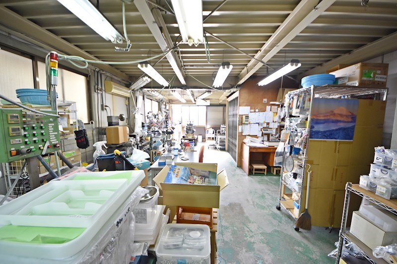 貸倉庫・作業所　八尾市 桂町６丁目　広さ延べ約２７３坪　駐車スペース・リフト付き　３棟セット貸し その他