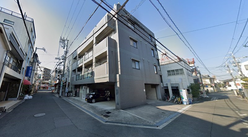 貸店舗・事務所　東大阪市 菱屋西１丁目　広さ約３０坪　駐車場２台分　路面店　スリーゼ菱屋西 外観