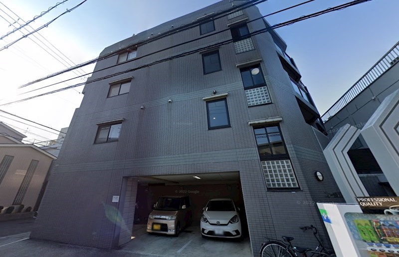 貸店舗・事務所　東大阪市 菱屋西１丁目　広さ約３０坪　駐車場２台分　路面店　スリーゼ菱屋西 リビング