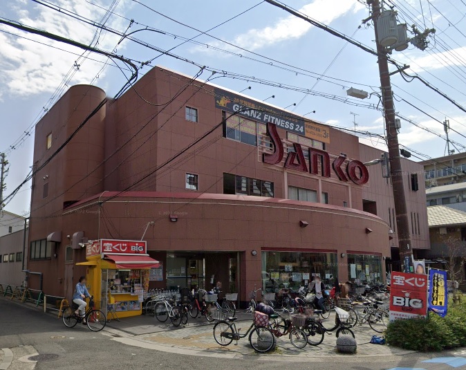 貸店舗・事務所　東大阪市 菱屋西１丁目　広さ約３０坪　駐車場２台分　路面店　スリーゼ菱屋西 スーパー