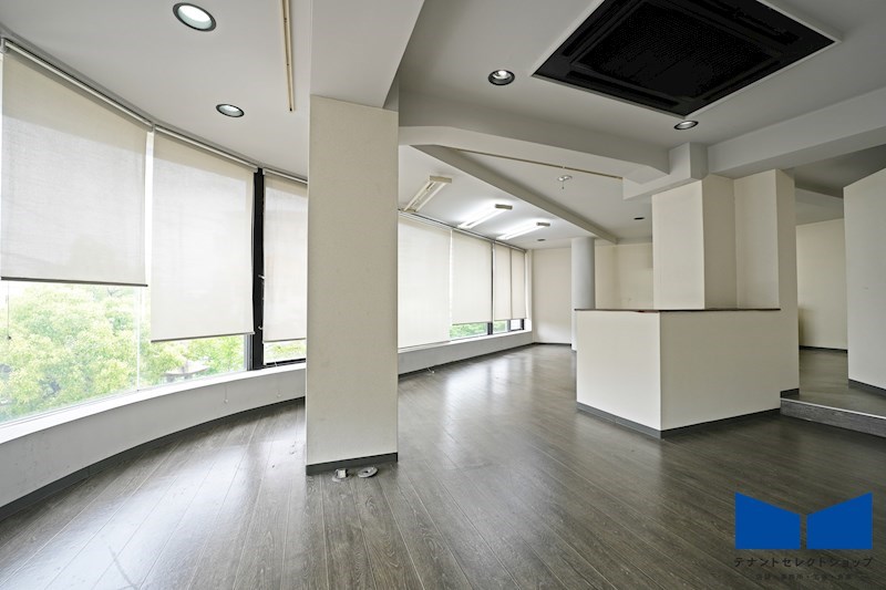 貸店舗・事務所　八尾市 本町４丁目　広さ約１８坪　パールナイン 外観