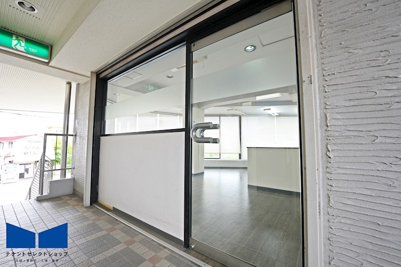 貸店舗・事務所　八尾市 本町４丁目　広さ約１８坪　パールナイン その他