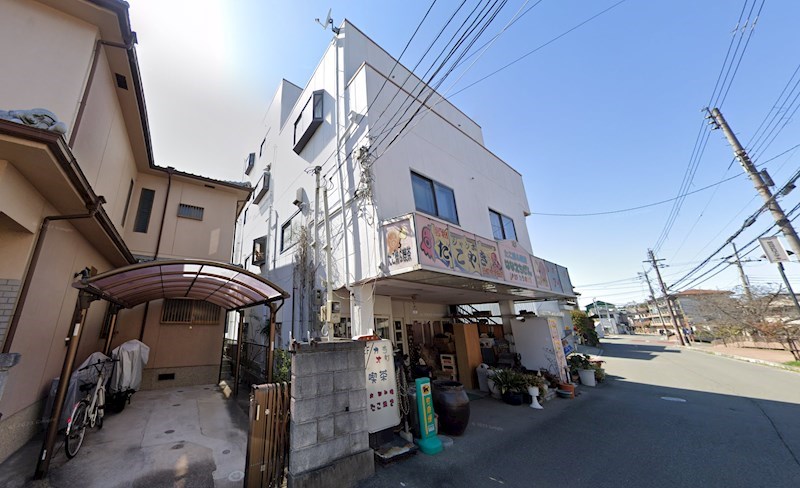 貸店舗・事務所　柏原市 旭ヶ丘３丁目　駐車スペース付き　一棟貸し 外観
