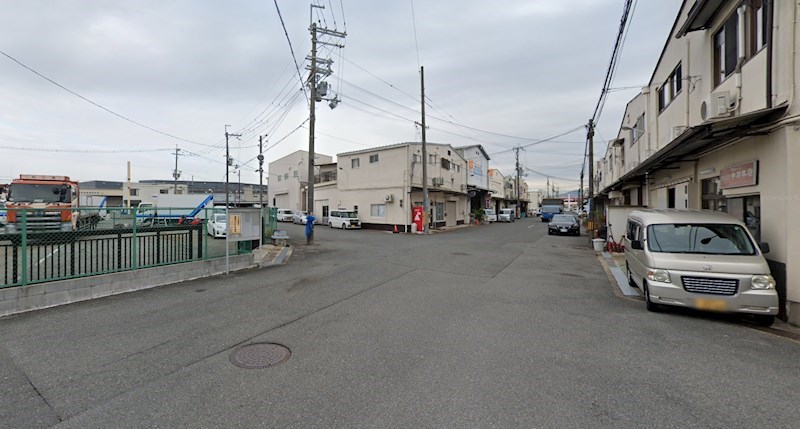 貸倉庫・事務所　摂津市 鳥飼銘木町　天井高約４.５ｍ　※１階、２階貸し その他