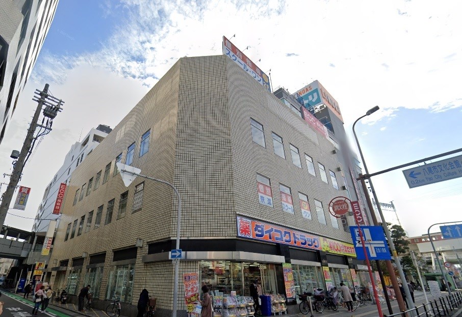 貸店舗・事務所　八尾市 光町２丁目　一括貸し　藤増興産ビル 玄関