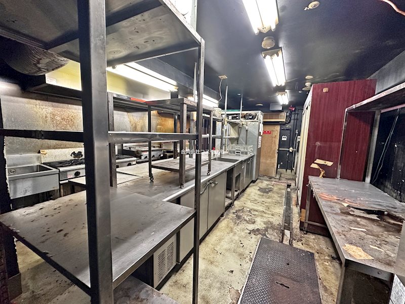 貸店舗・事務所　八尾市 光町１丁目　居酒屋跡　広さ約９９坪　リアライズ近鉄八尾駅前ビル 風呂画像