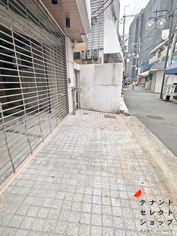 貸店舗・事務所　八尾市 山本町南１丁目 大阪王将跡　スケルトン渡し ベランダ