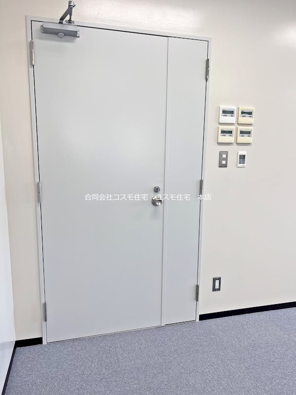 貸事務所　八尾市 光町2丁目 学習塾跡 玄関