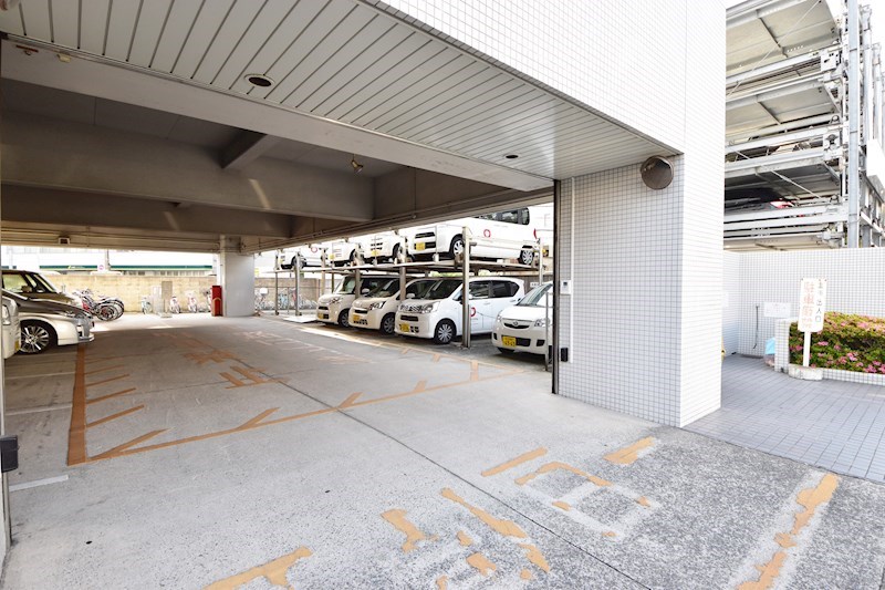 貸店舗・事務所　八尾市 光町１丁目　広さ約２０坪　室内リフォーム済み　EV付き　ダイエービルド八尾ビル その他