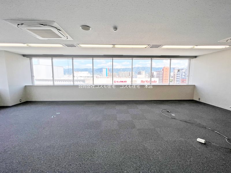 貸店舗・事務所　八尾市 光町１丁目　広さ約２０坪　室内リフォーム済み　EV付き　ダイエービルド八尾ビル その他