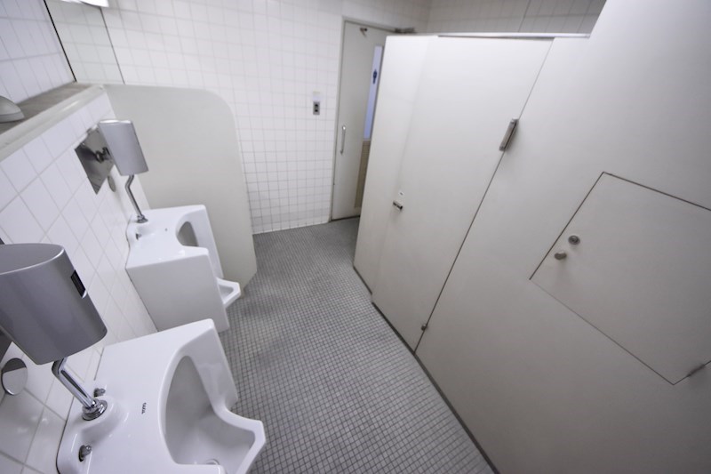 貸店舗・事務所　八尾市 光町１丁目　広さ約２０坪　室内リフォーム済み　EV付き　ダイエービルド八尾ビル その他