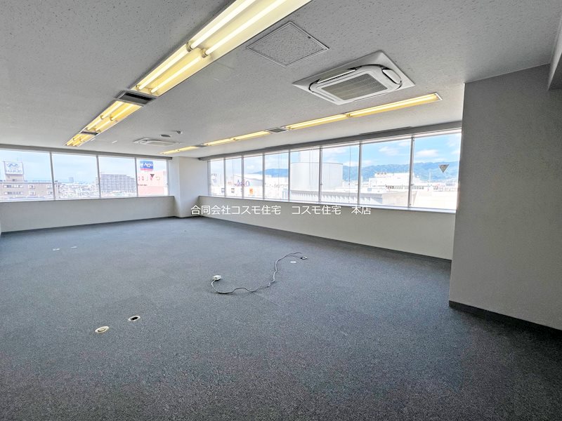 貸店舗・事務所　八尾市 光町１丁目　広さ約２０坪　室内リフォーム済み　EV付き　ダイエービルド八尾ビル キッチン