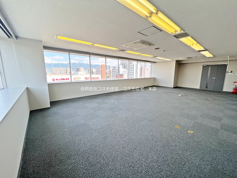 貸店舗・事務所　八尾市 光町１丁目　広さ約２０坪　室内リフォーム済み　EV付き　ダイエービルド八尾ビル ベッドルーム