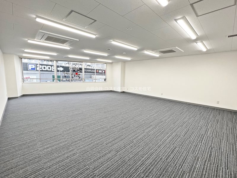 貸店舗・事務所　八尾市 光町１丁目　広さ約９坪　EVあり　ステーションフロント八尾 リビング