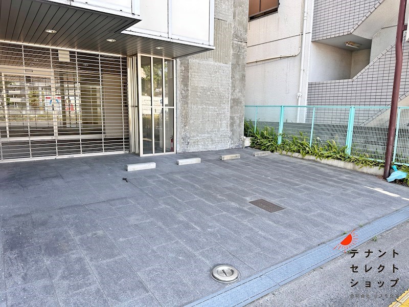 貸店舗・事務所　八尾市 桜ヶ丘３丁目　自動ドア・EV付き　八千代 桜ヶ丘ビル その他