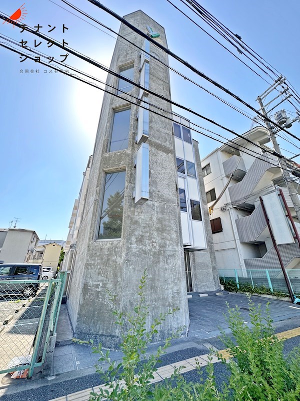 貸店舗・事務所　八尾市 桜ヶ丘３丁目　自動ドア・EV付き　八千代 桜ヶ丘ビル ベランダ