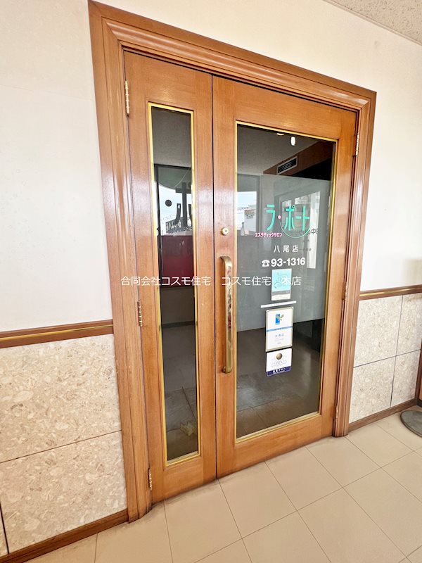 貸店舗・事務所　八尾市 東本町３丁目　エステサロン跡　プラザサントリア　※スケルトン渡し リビング