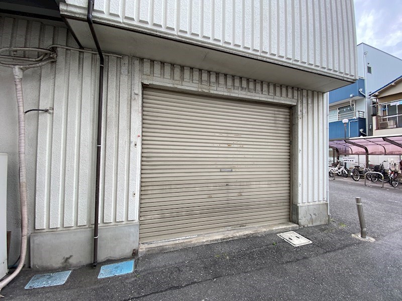 貸倉庫・事務所 八尾市 志紀町1丁目 広さ約5坪 ジョイフルオオイシ2号館 外観