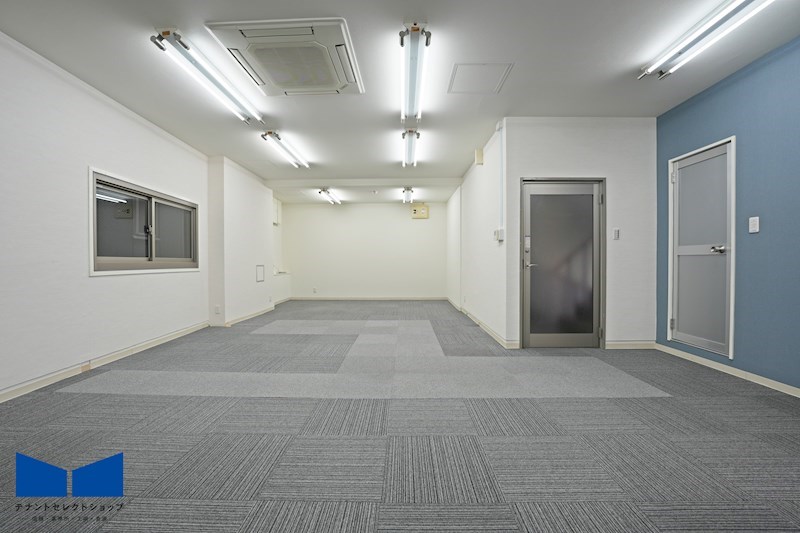貸店舗・事務所　八尾市 本町２丁目　広さ約１８坪　角区画　本町つばきビル その他