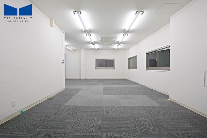 貸店舗・事務所　八尾市 本町２丁目　広さ約１８坪　角区画　本町つばきビル その他