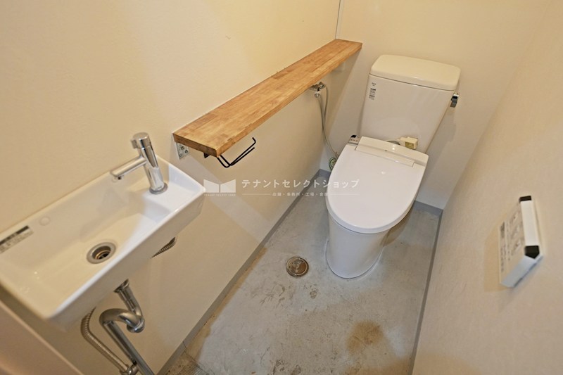 貸店舗・事務所　八尾市 山本町南１丁目　広さ約１０坪　観葉植物販売店跡　居抜き　路面店　※軽飲食相談可 その他