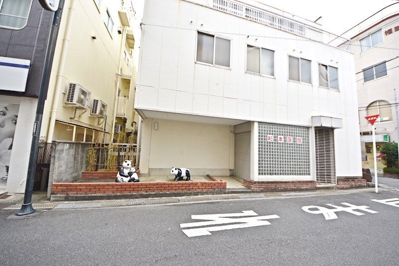 貸店舗・事務所　八尾市 山本町南１丁目　広さ約１０坪　観葉植物販売店跡　居抜き　路面店　※軽飲食相談可 その他