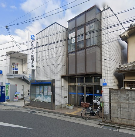 高安町南5丁目戸建て 銀行