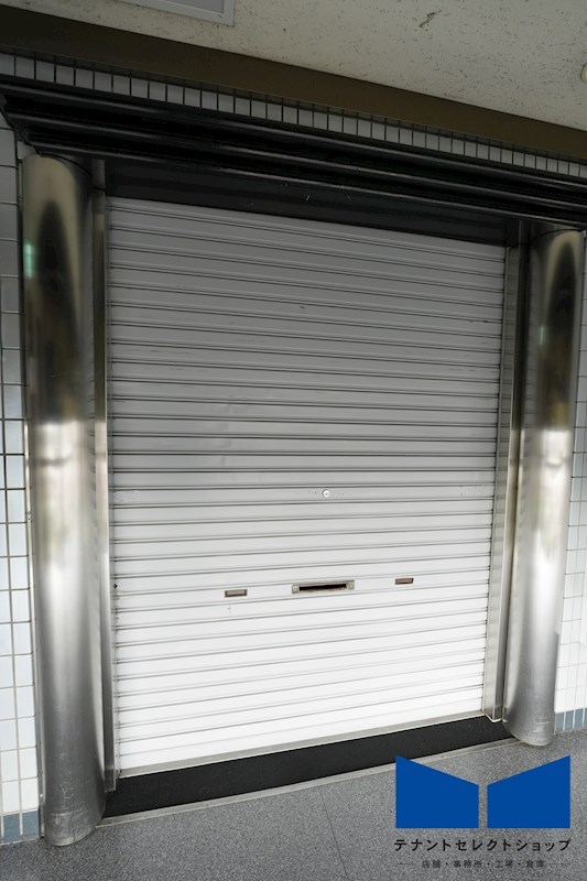 貸店舗・事務所　八尾市 光町１丁目　クラブ跡　広さ約２６坪　リアライズ近鉄八尾駅前ビル その他