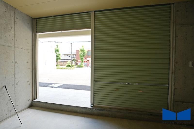 貸店舗・事務所　八尾市 桜ヶ丘２丁目　広さ約２０坪　路面店　SAKURA Hills八尾 その他