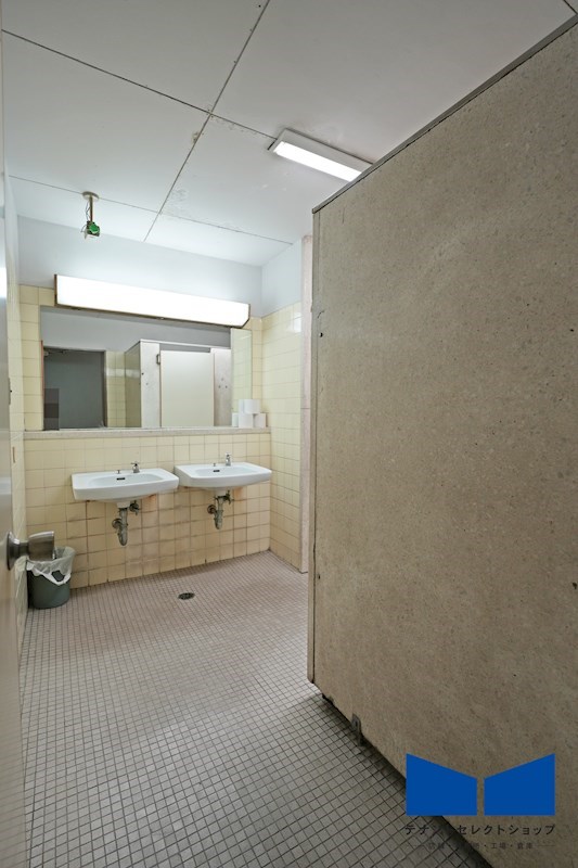 貸店舗・事務所　八尾市 山本町南４丁目　広さ約２０坪　角区画　EV付き　駅前テナントビル　グロー河内山本駅前 その他