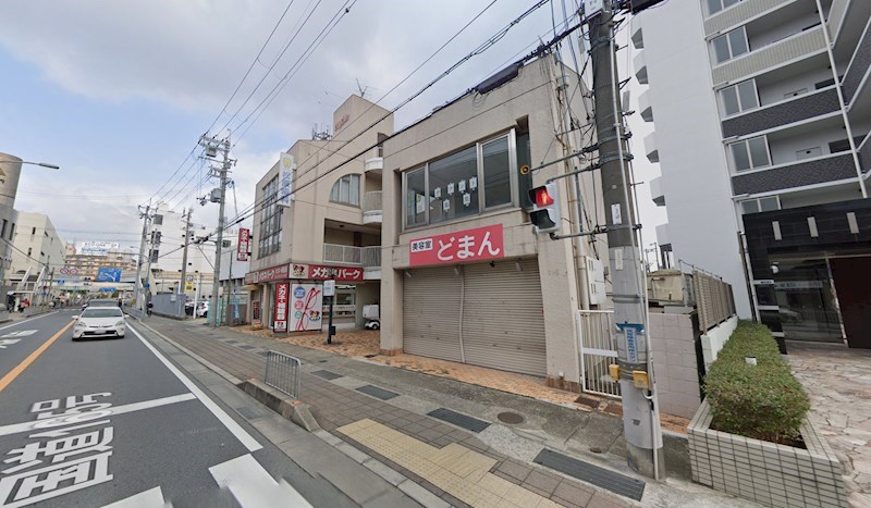 貸店舗・事務所　柏原市 国分本町２丁目　駅近　広さ約１６坪　国分エスポワールビル リビング