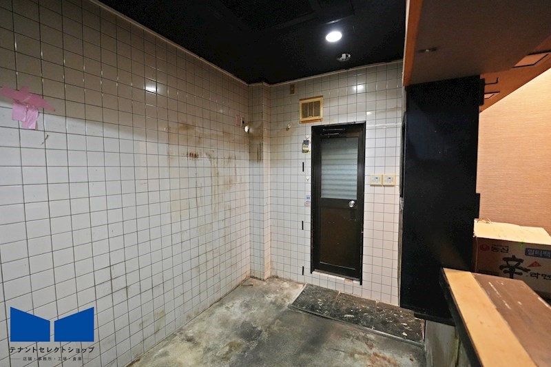 貸店舗・事務所　八尾市　山本町１丁目　広さ約９坪　飲食店跡　路面店　※重飲食可 その他