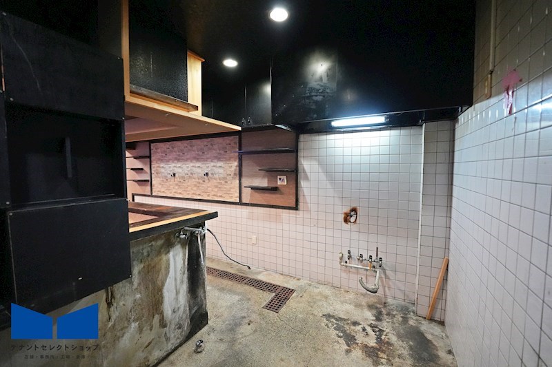 貸店舗・事務所　八尾市　山本町１丁目　広さ約９坪　飲食店跡　路面店　※重飲食可 その他