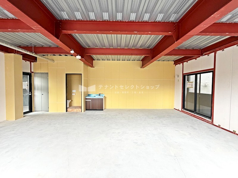 貸店舗・事務所　八尾市 志紀町２丁目　角区画　約２０坪　志紀駅前テナントビル キッチン