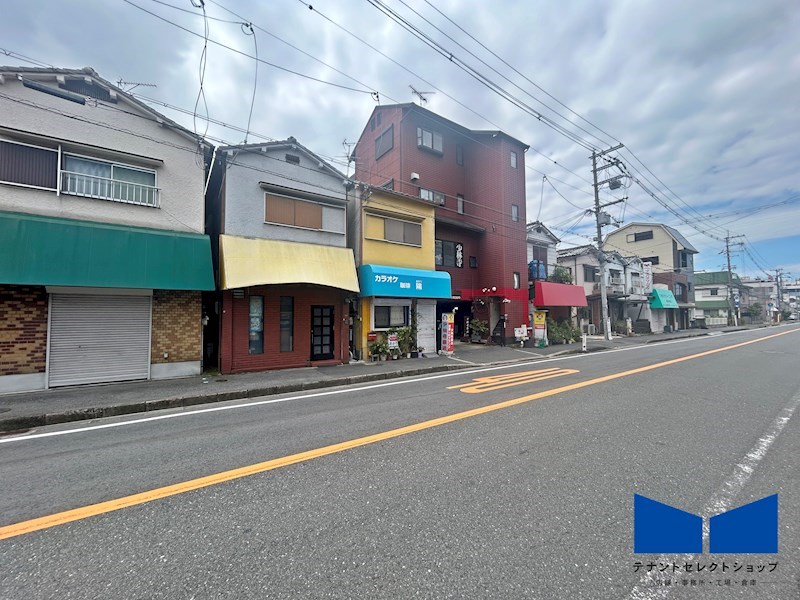 貸店舗・事務所　八尾市　東山本新町８丁目　広さ延べ約１９坪　カラオケ喫茶店　※居抜き その他
