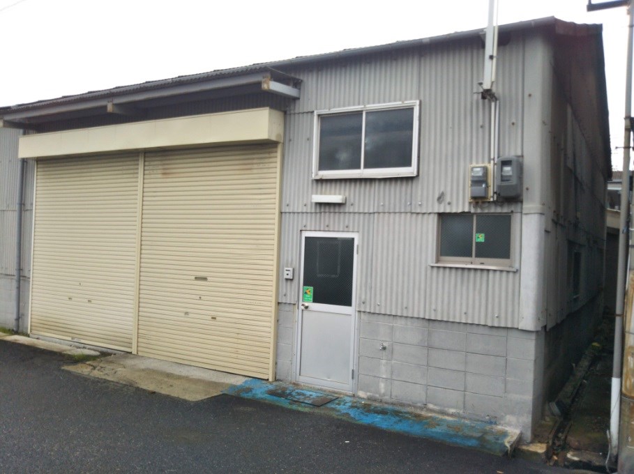貸倉庫・事務所　八尾市 竹渕２丁目　広さ約４０坪　トイレあり　平屋建て　準工業地域　※浄化槽　笹野リース建物 外観