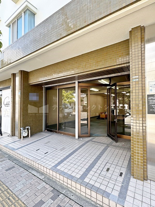貸店舗・事務所　八尾市 陽光園２丁目　広さ約１７坪　事務所跡　路面店　※飲食店相談可　GSハイム八尾陽光園 その他
