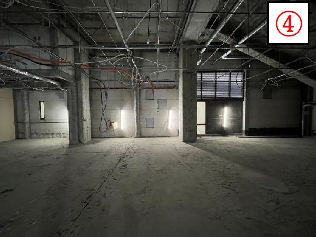 貸店舗・事務所　八尾市 北本町２丁目　広さ約８０坪　角区画　近鉄八尾駅高架下 その他